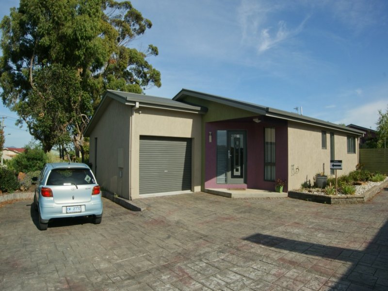 82A Don Road, Devonport, TAS 7310