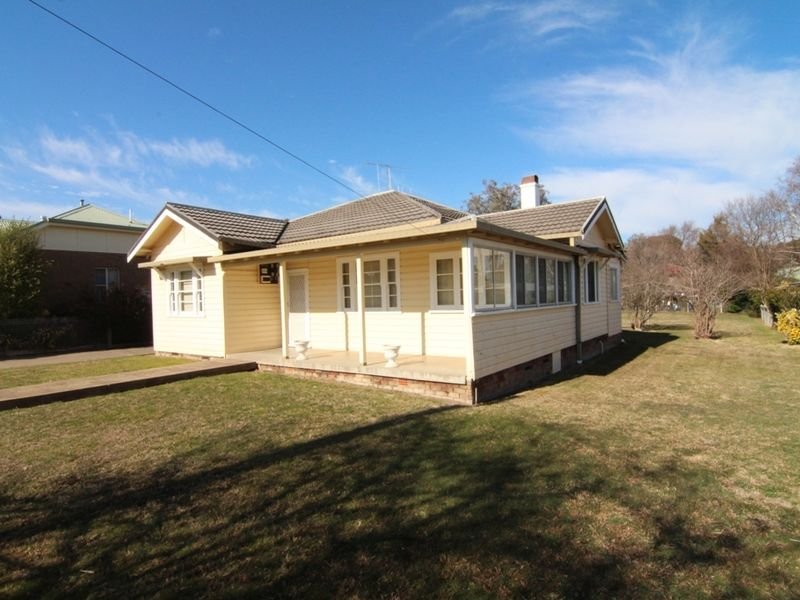 38 Icely Road, Orange, NSW 2800 Property Details