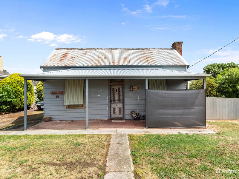 12 Mariners Reef Road, Maryborough, Vic 3465 House for Sale