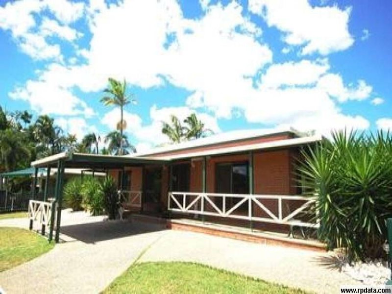 15 Agnew Avenue, Norman Gardens, QLD 4701