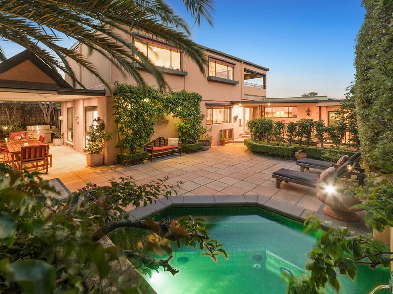 9 Menzies Close, Frankston South, VIC 3199