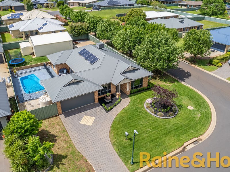 10 Selkirk Avenue, Dubbo, NSW 2830 Property Details