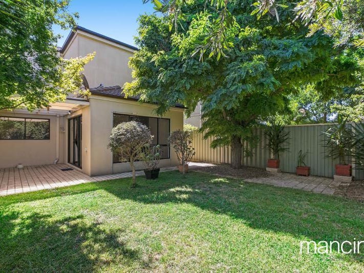 21 The Crescent, Point Cook, VIC 3030