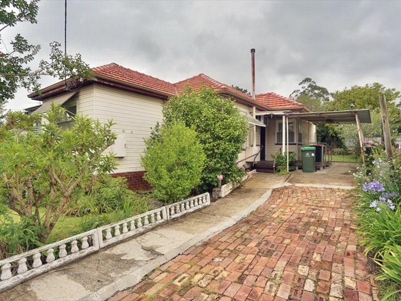 20 Starling Street, Warners Bay, NSW 2282