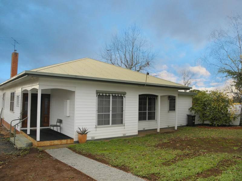 53 Latrobe Street, Warragul, Vic 3820 Property Details
