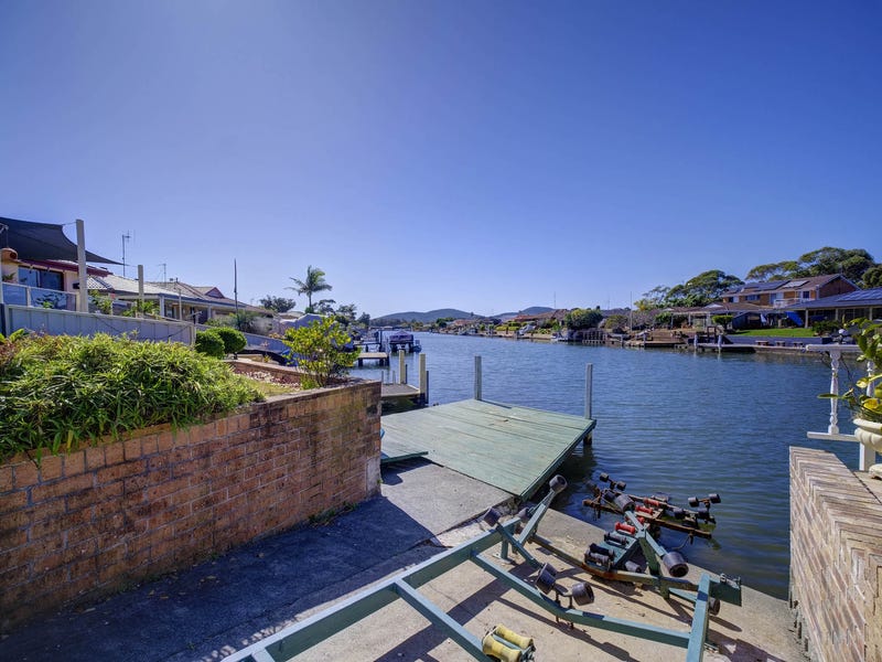 4 King Parade, Forster, NSW 2428 Property Details