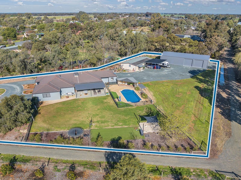30 Village Court, Echuca, VIC 3564