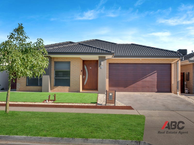 8 Applegate Cres, Tarneit, VIC 3029 - realestate.com.au