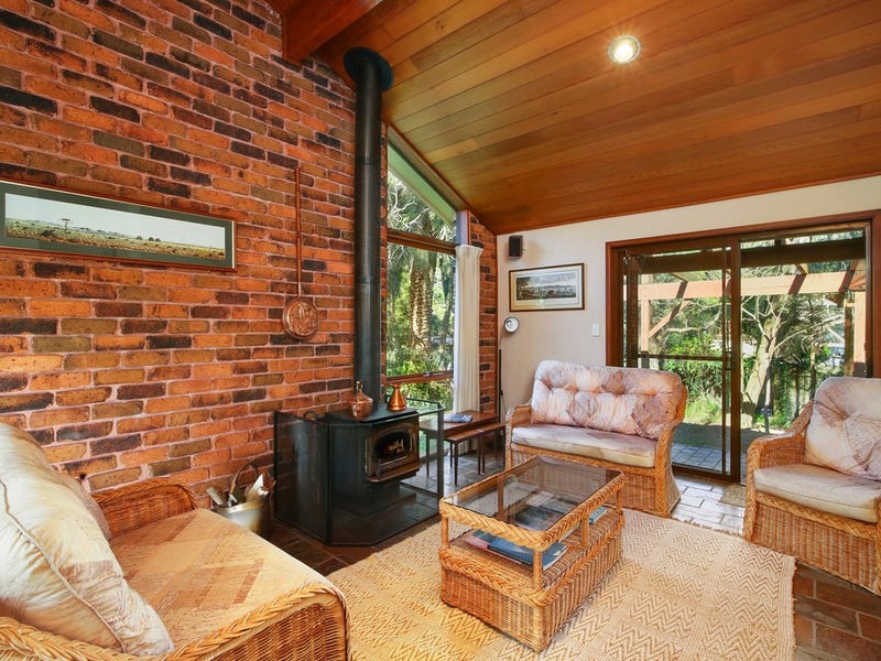 21 Redondo Street, Copacabana, NSW 2251 Property Details