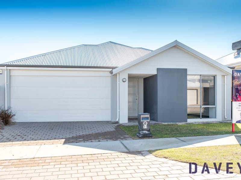 11 Jonquil Street, Eglinton, WA 6034