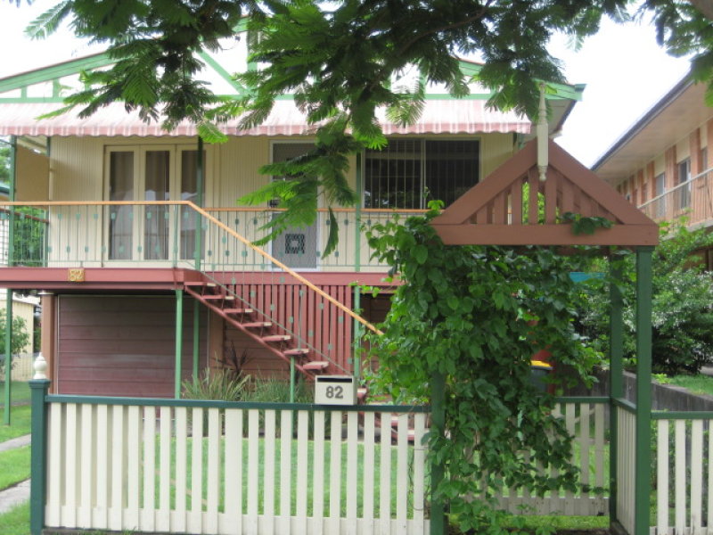82 Stuart Street, Bulimba, QLD 4171