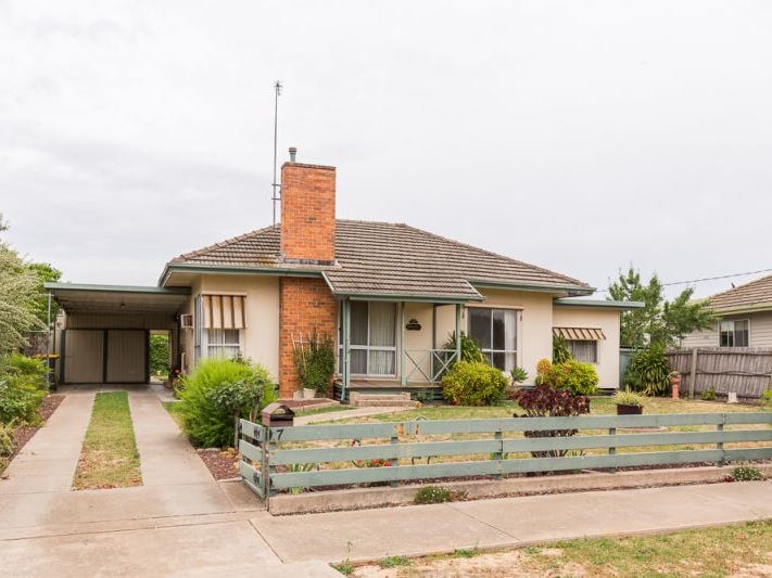 7 Churchill Road Horsham Vic 3400 Property Details