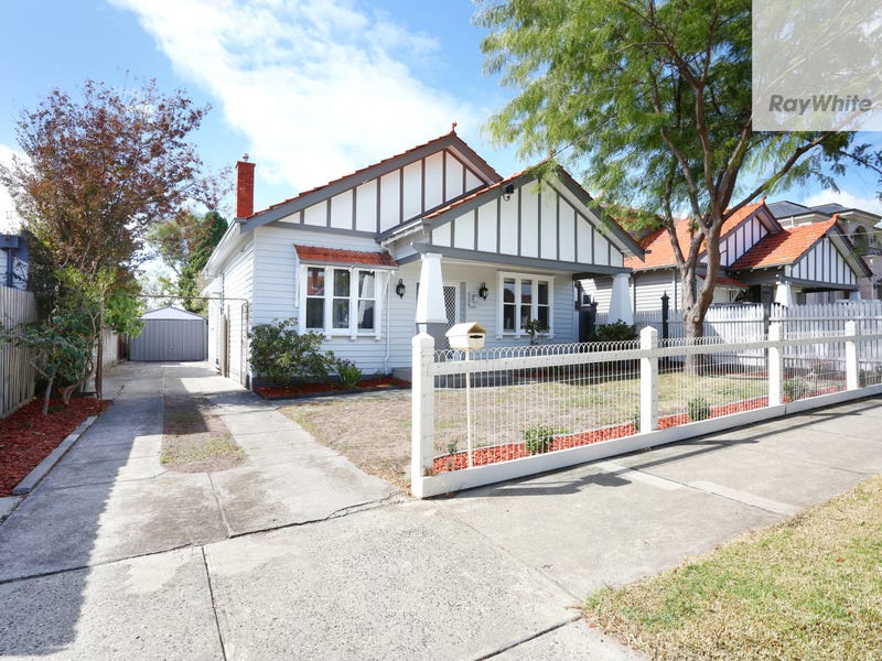 16 Ferry Cres Brunswick West Vic 3055