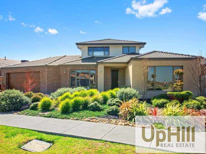 47 Riverstone Boulevard, Clyde North, VIC 3978