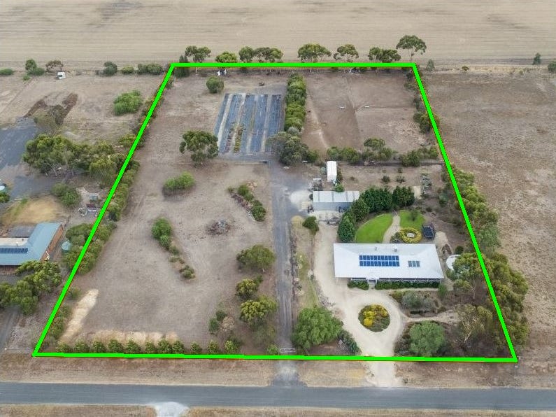 30 West Gateway, Lara, Vic 3212 Property Details