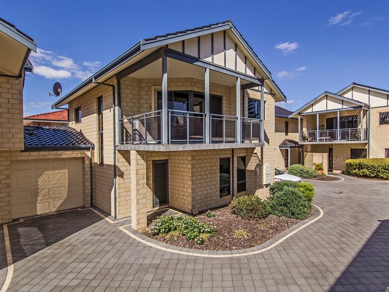2/3 Fraser Street, Rockingham, WA 6168 Property Details