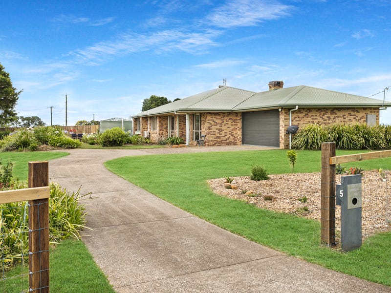5 Kings Lane, Maleny, Qld 4552 Property Details