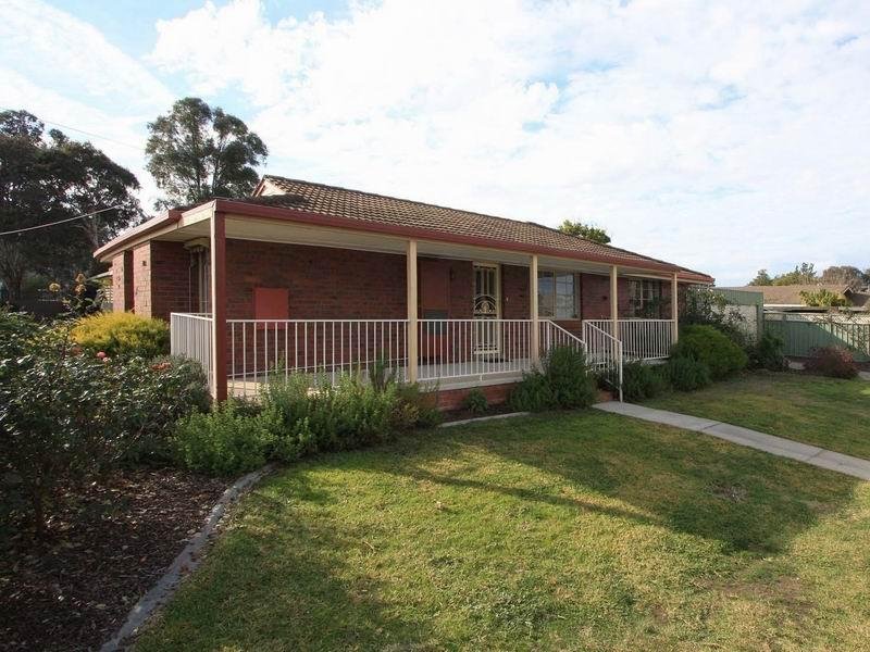 566 Kemp St, Lavington, NSW 2641 Property Details