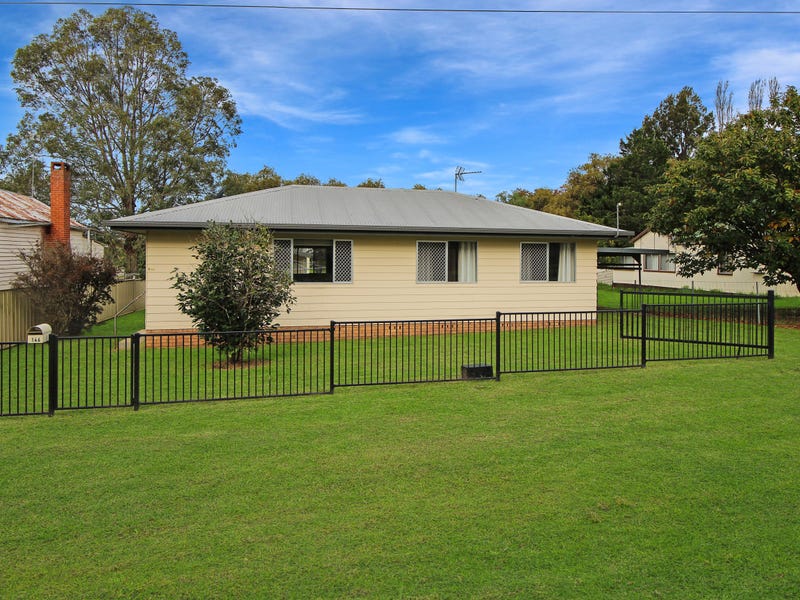 146 Bulwer Street, Tenterfield, NSW 2372 Property Details