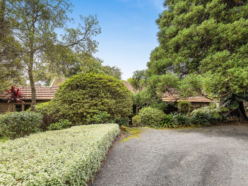 16 Burns Road, Wahroonga, NSW 2076 Property Details