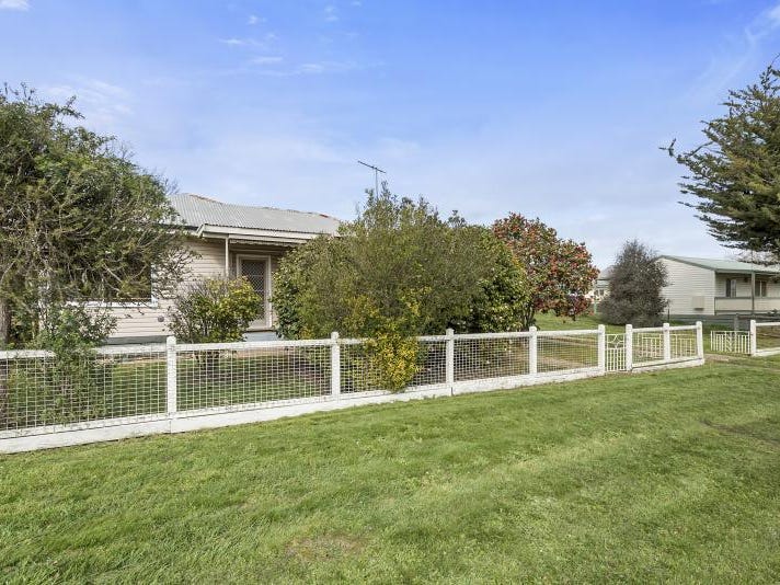 6 Adamson Street, Malmsbury, Vic 3446 Property Details