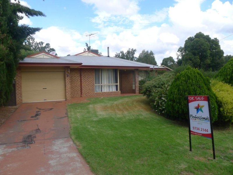 2 Montgomery Street, Allanson, WA 6225