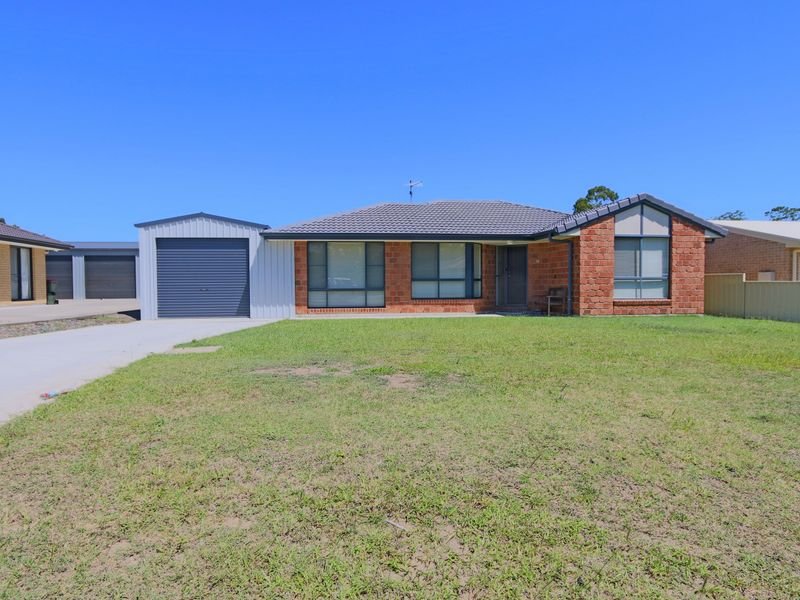 14 Edinburgh Drive, Townsend, NSW 2463 Property Details