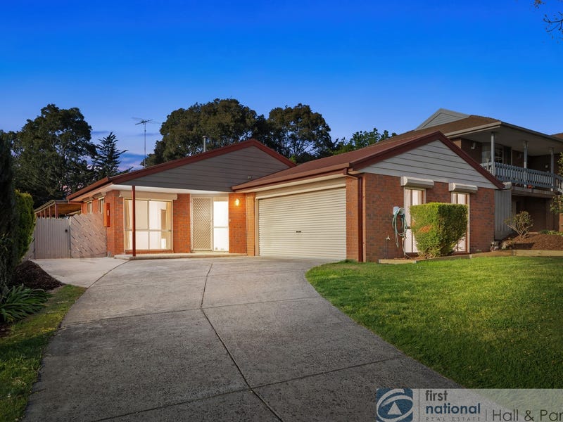 12 Lodge Crescent, Berwick, Vic 3806 - Property Details