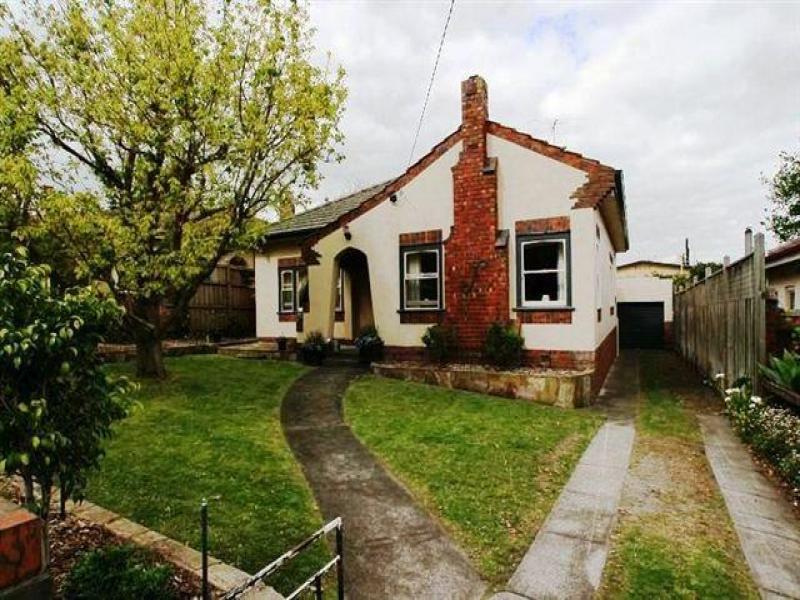 13 Griotte Street, Canterbury, VIC 3126