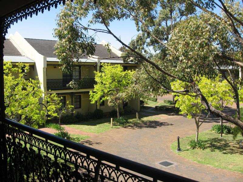 2 E/2731 WILLIAM St, Botany, NSW 2019 Property Details