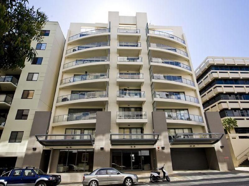 11 Street, Perth, WA 6000 Property Details