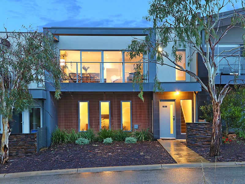 32A Helm Avenue, Safety Beach, VIC 3936