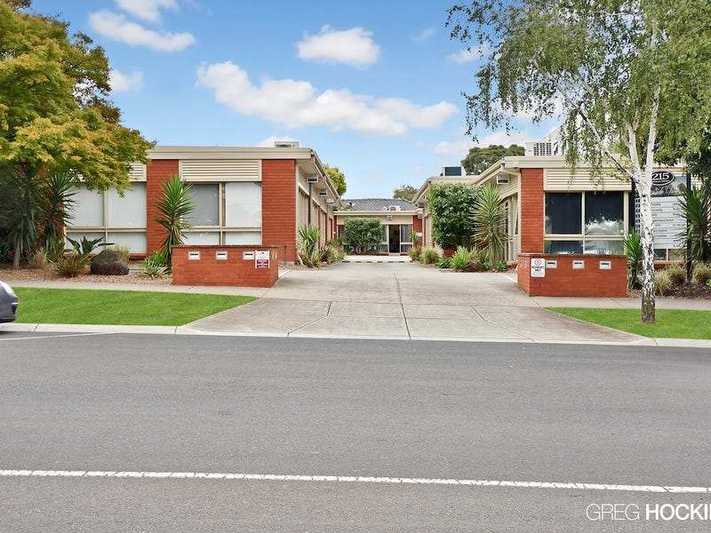 5/215 Watton Street, Werribee, Vic 3030 Property Details