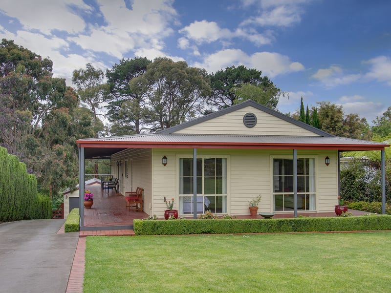 69 David Hill Road, Monbulk, Vic 3793 Property Details