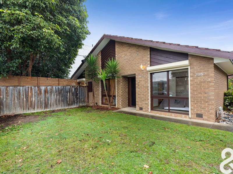 1/235 Victoria Road, Northcote, VIC 3070