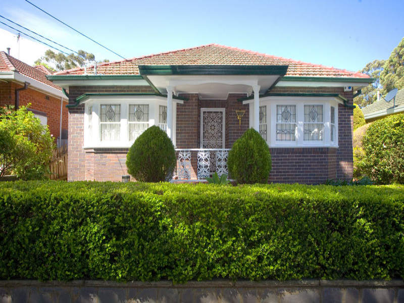 4 Erskine Street, Riverwood, NSW 2210