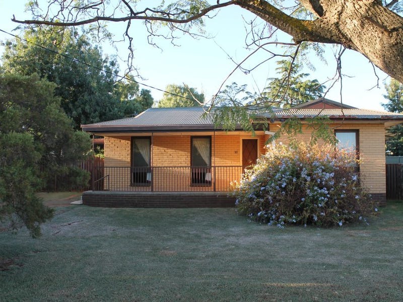 10 Queen Street, Dookie, VIC 3646