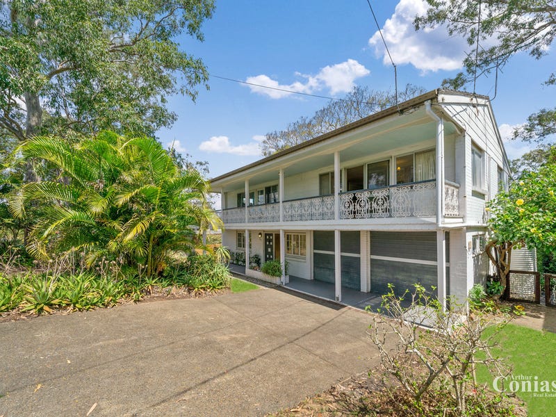 172 Burbong Street, Chapel Hill, QLD 4069