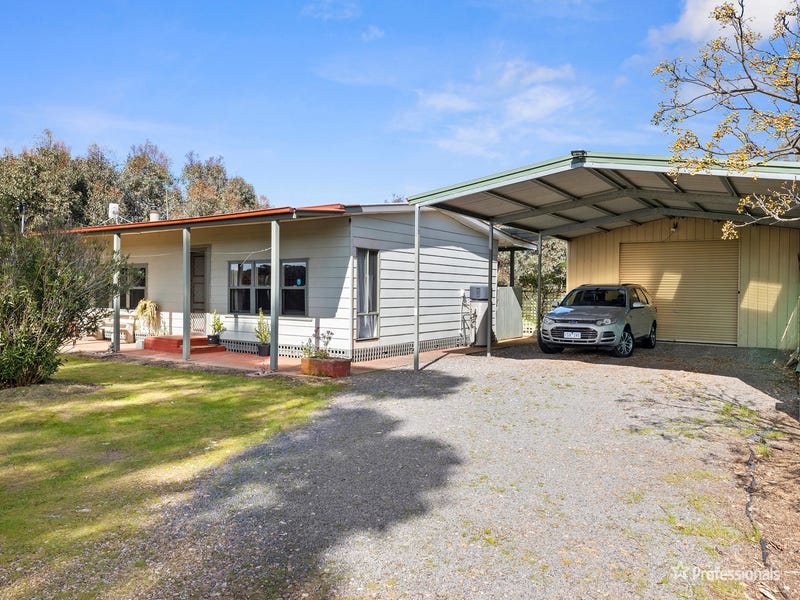 445 Dunolly Moliagul Road, Dunolly, Vic 3472 Property Details