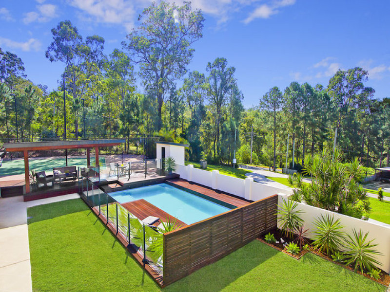 52 Country Crescent, Nerang, Qld 4211 Property Details