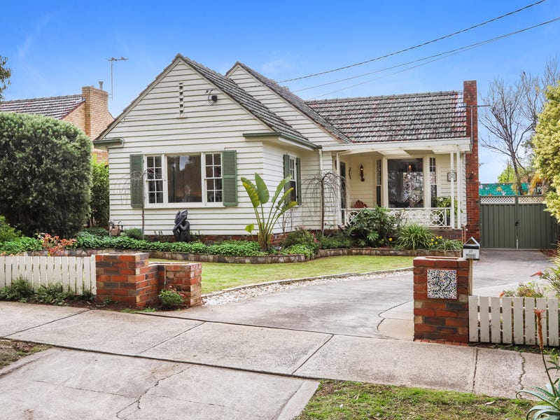 32 Matthews Street, Sunshine, Vic 3020 Property Details