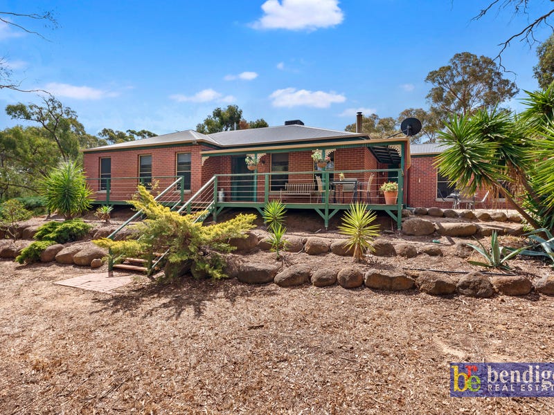 7 The Winding Way, Kangaroo Flat, Vic 3555 House for Sale