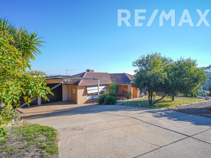 4 Lincoln Avenue, Tolland, NSW 2650 Property Details