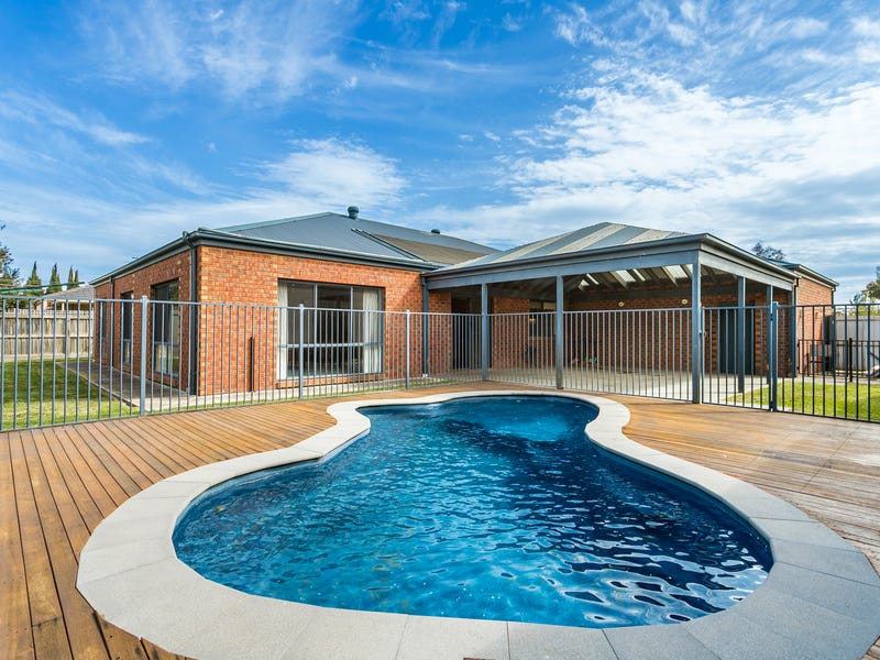 Real Estate & Property for Sale in 127 The Strand, Point Cook, VIC 3030