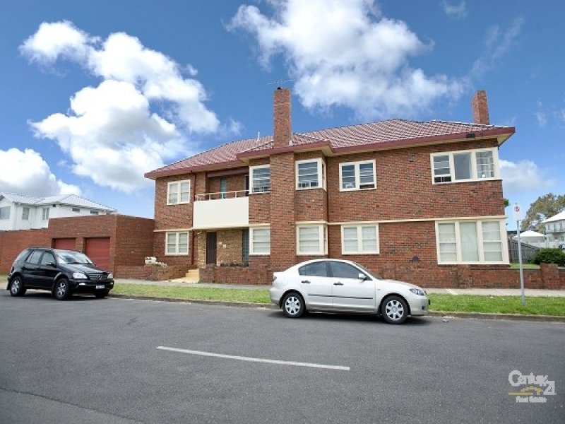 2/106 Esplanade,, Williamstown, Vic 3016 Property Details