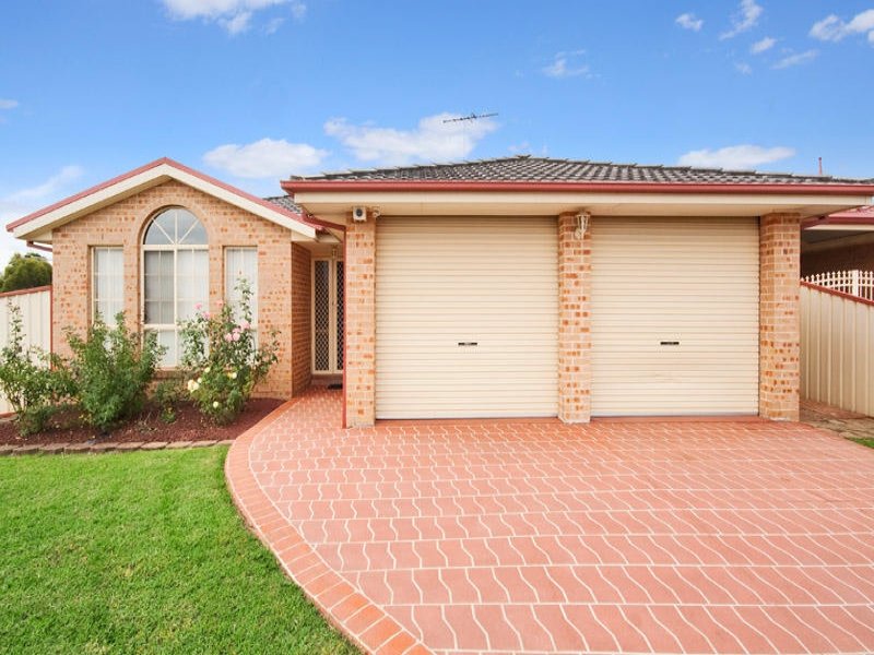 211 Glenwood Park Drive, Glenwood, NSW 2768 Property Details