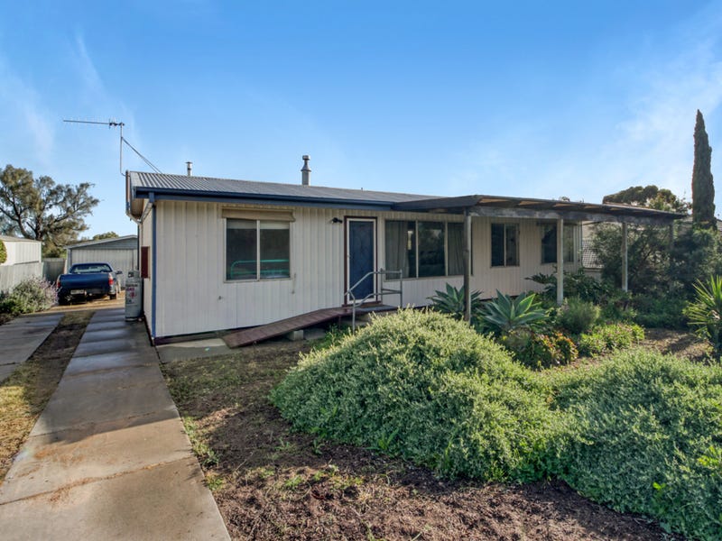 17 Symonds Street, Pinnaroo, SA 5304 Property Details