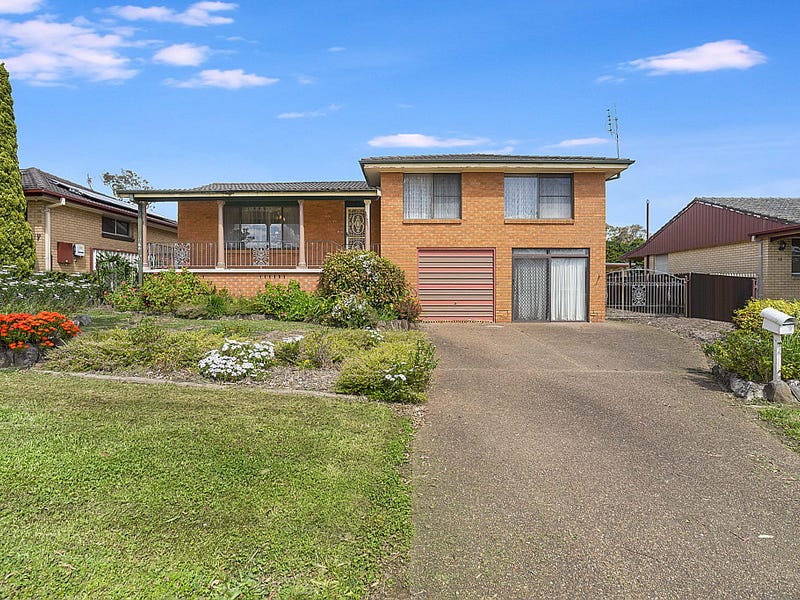 19 Chelmsford Drive, Metford, NSW 2323 - Property Details