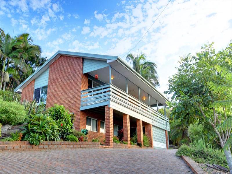 7 Greenoaks Drive, Coolum Beach, QLD 4573