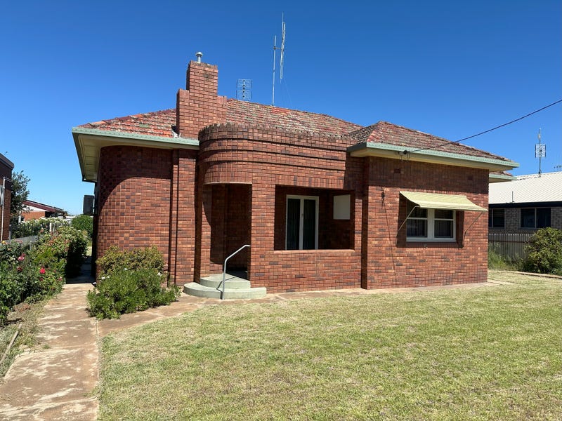 84 Currajong Street, Parkes, NSW 2870 Property Details
